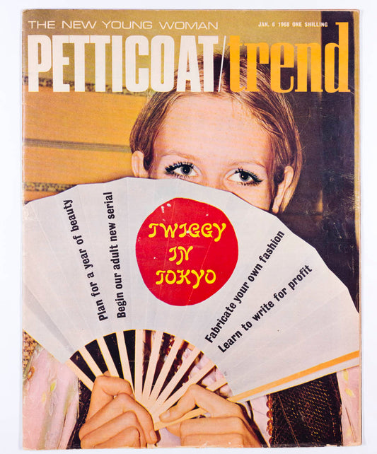 TWIGGY Tokyo OSSIE CLARK Pink Floyd PETTICOAT magazine 6 January 1968