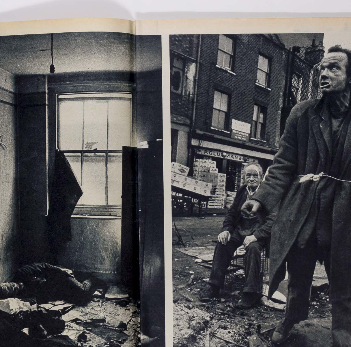 DON McCULLIN Skid Row EAST END London DAVID MONTGOMERY Sunday Times magazine VTG