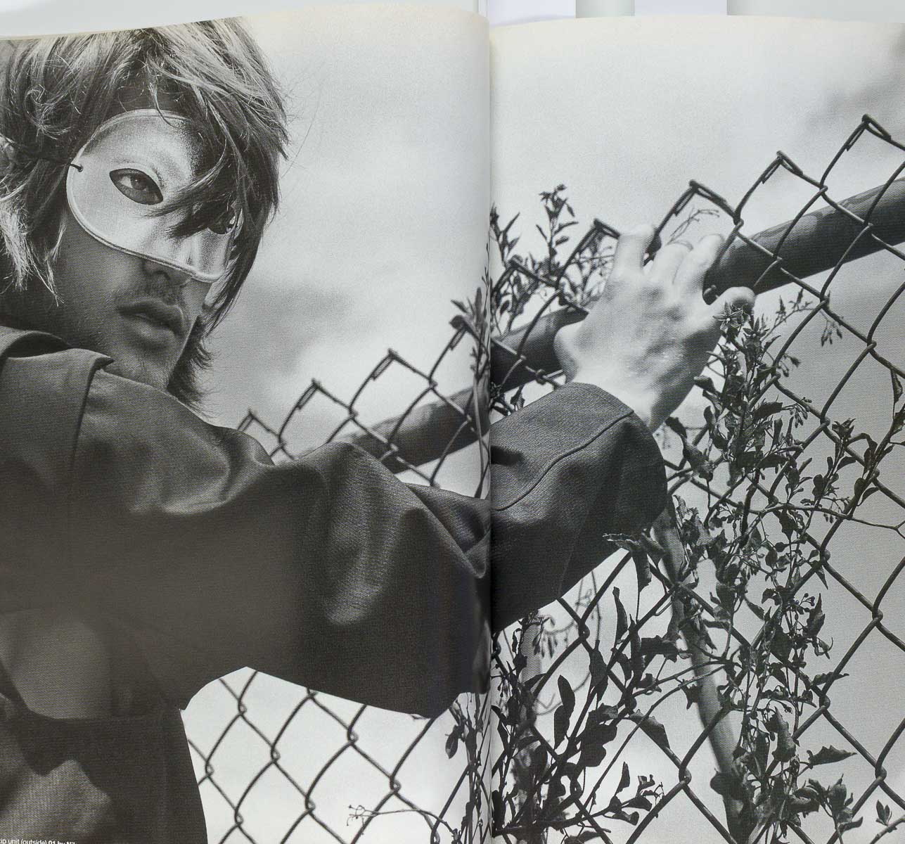 Dutch magazine #34 KATE MOSS Mario Testino EDWARD ENNINFUL July 2001 August