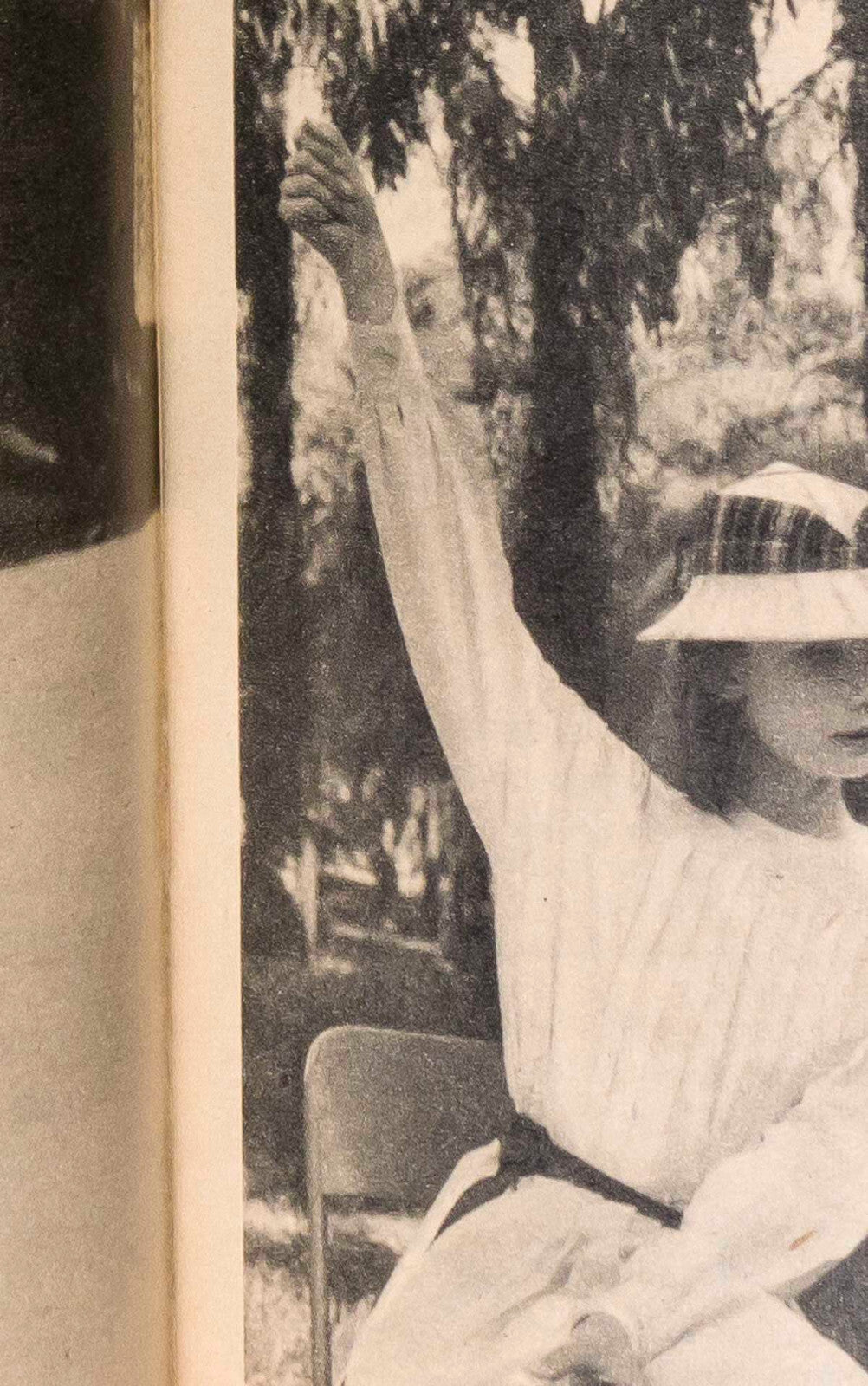 Audrey Hepburn CHANEL PATTERN Yves Saint Laurent BERNARD BUFFET Fr Elle magazine