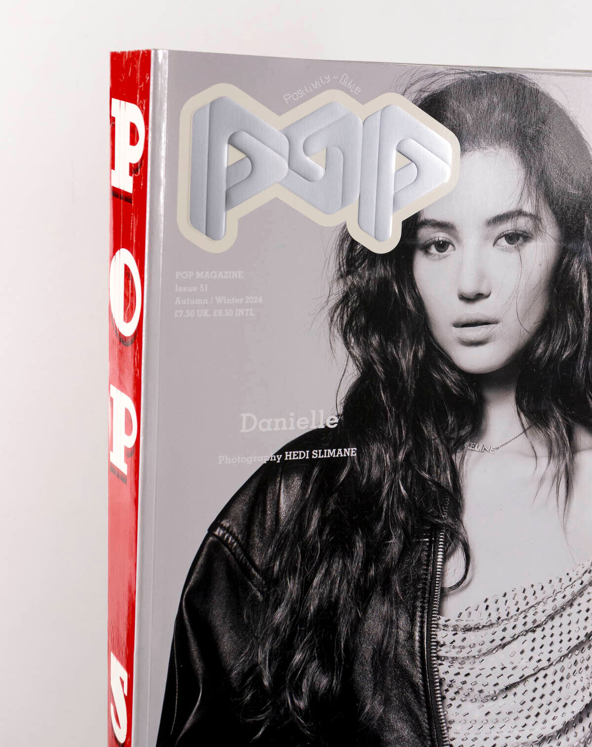 NewJeans DANIELLE K-Pop RAYE Emma Raducanu TAYLOUR PAIGE  Pop magazine # 51 2024