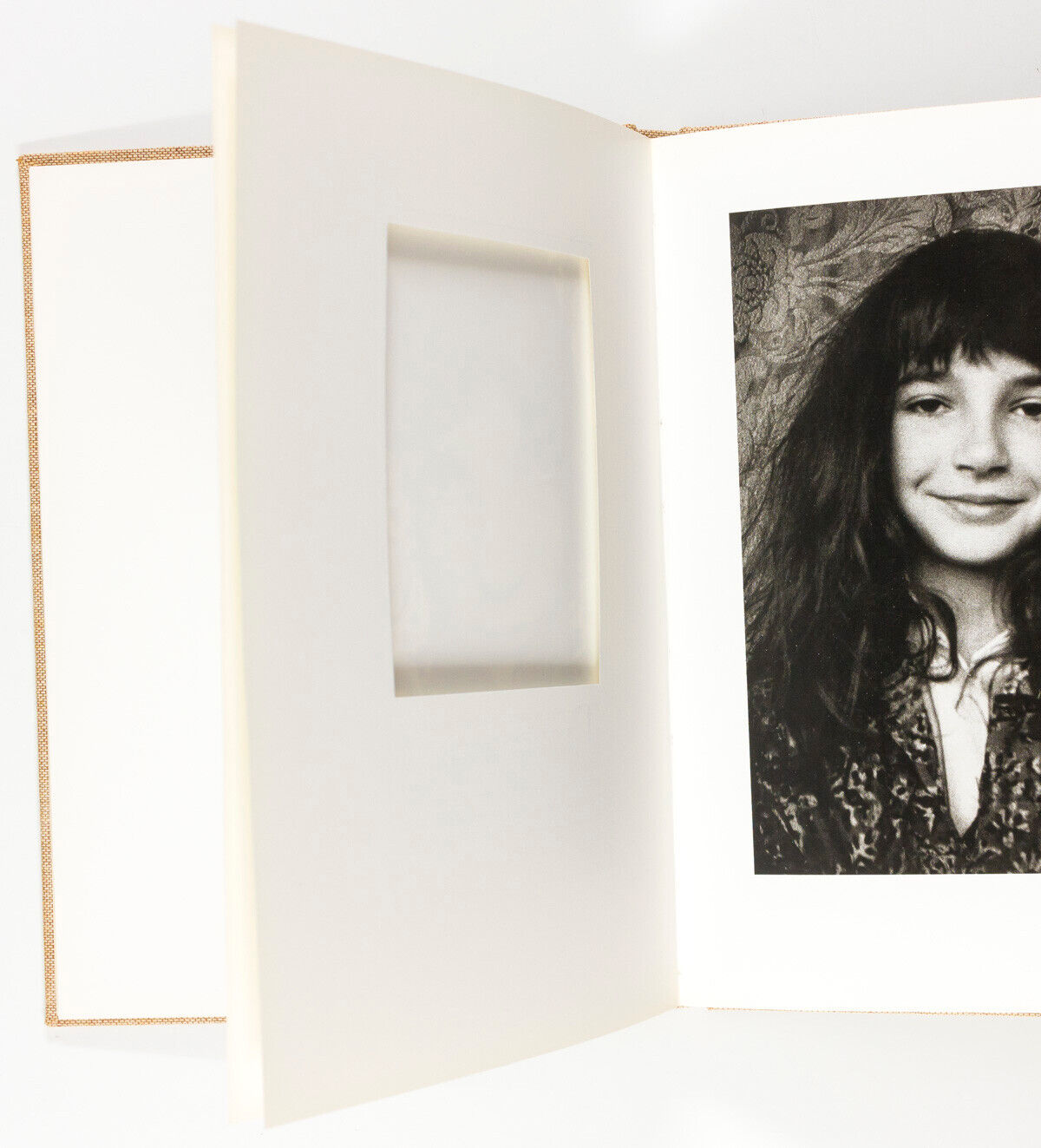 KATE BUSH Cathy by John Carder SEALED 2nd edition 2014 w/ case + 8 new photos UK