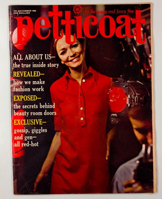 Alan Bates THE HOLLIES Samantha Juste PETTICOAT magazine November 1966 Miss Disc