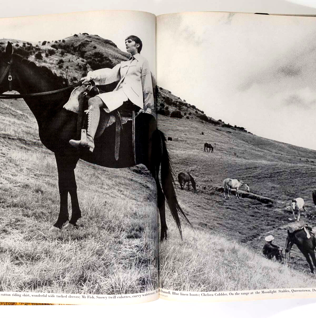 FAYE DUNAWAY Anjelica Huston MAUD JAMES Helmut Newton NZ Brigitte Bardot ~ Vogue