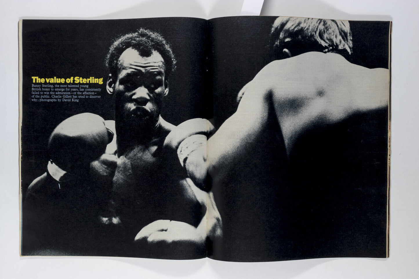 DON McCULLIN Cambodia LAURA ASHLEY Charlie Gillett SUNDAY TIMES magazine 1973 UK