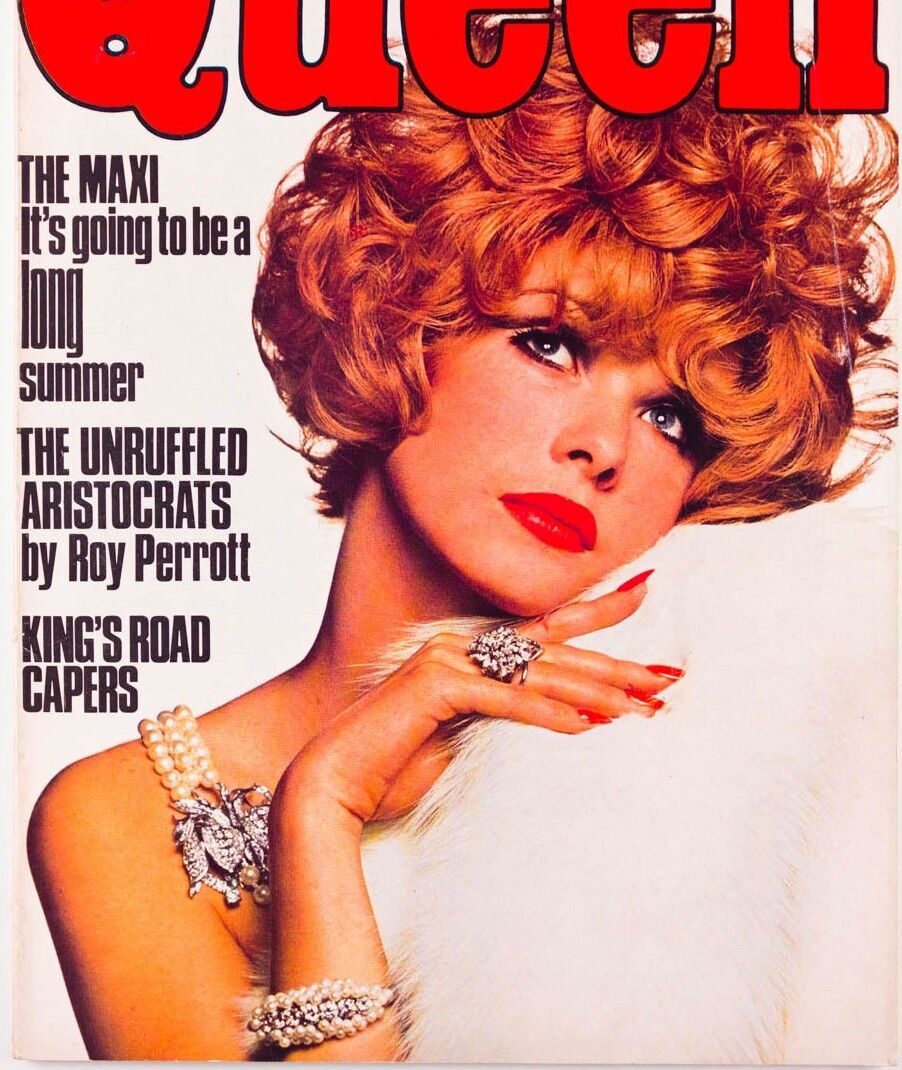 SAMANTHA JUSTE Jean Muir PATRICK HUNT Nik Cohn LANZAROTE Gucci ~ Queen magazine