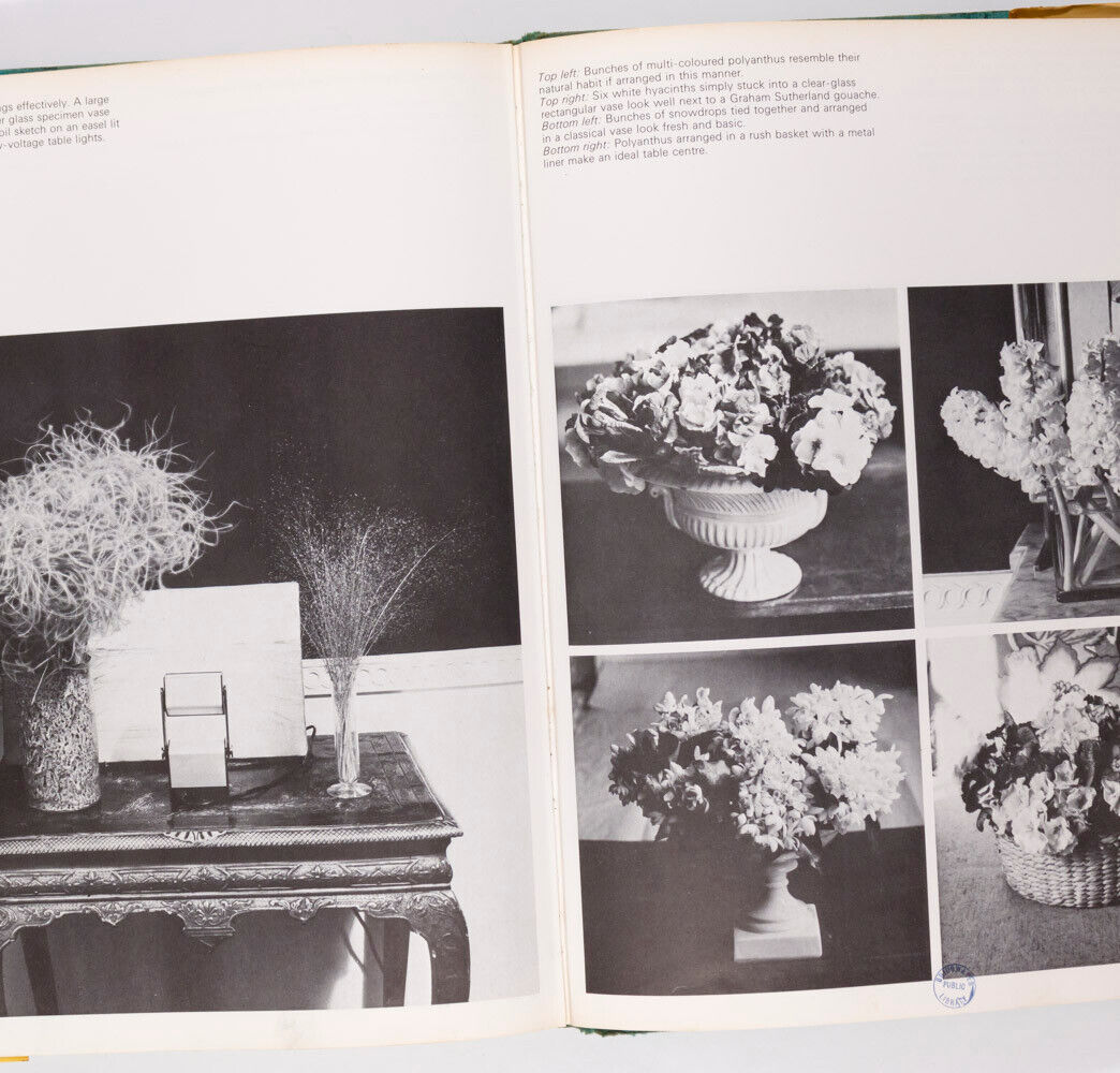 David Hicks ON LIVING WITH TASTE 1st edition HB Interior Design VTG Reference US