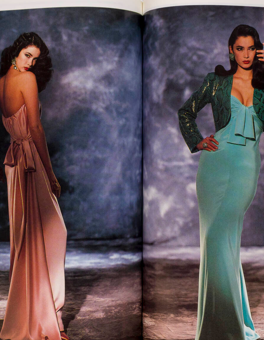 Paulina Porizkova LEE MILLER Tina Chow PARIS VOGUE Mars 1986 Helmut Newton ALAIA