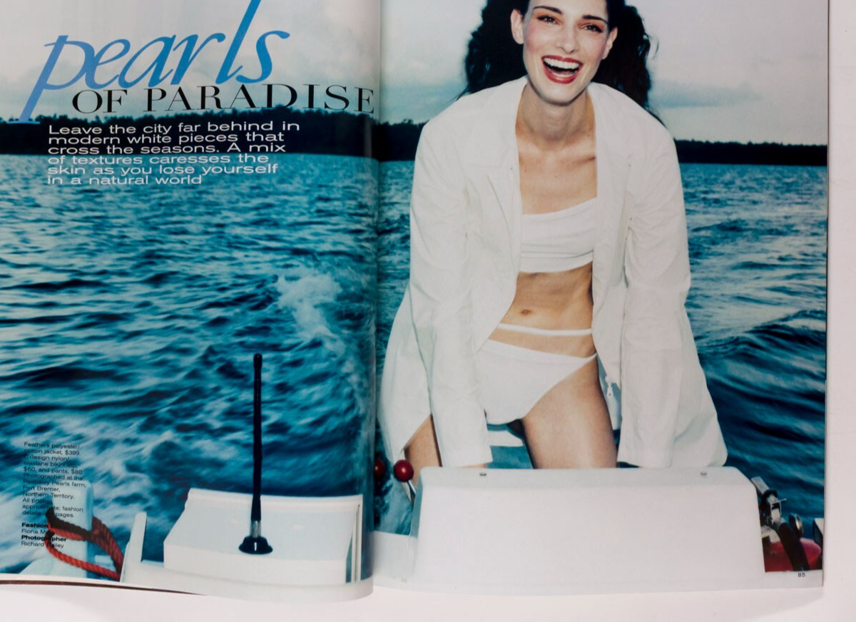 KRISTY HINZE Gucci CAROLYN BESSETTE KENNEDY Vogue Australia 6 June 1999 Galliano