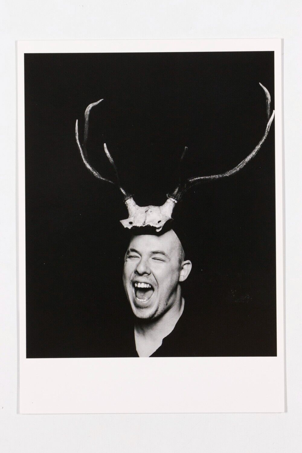 Alexander McQueen POSTCARD book V&A Exhibition HORN OF PLENTY Kate Moss 16 CARDS