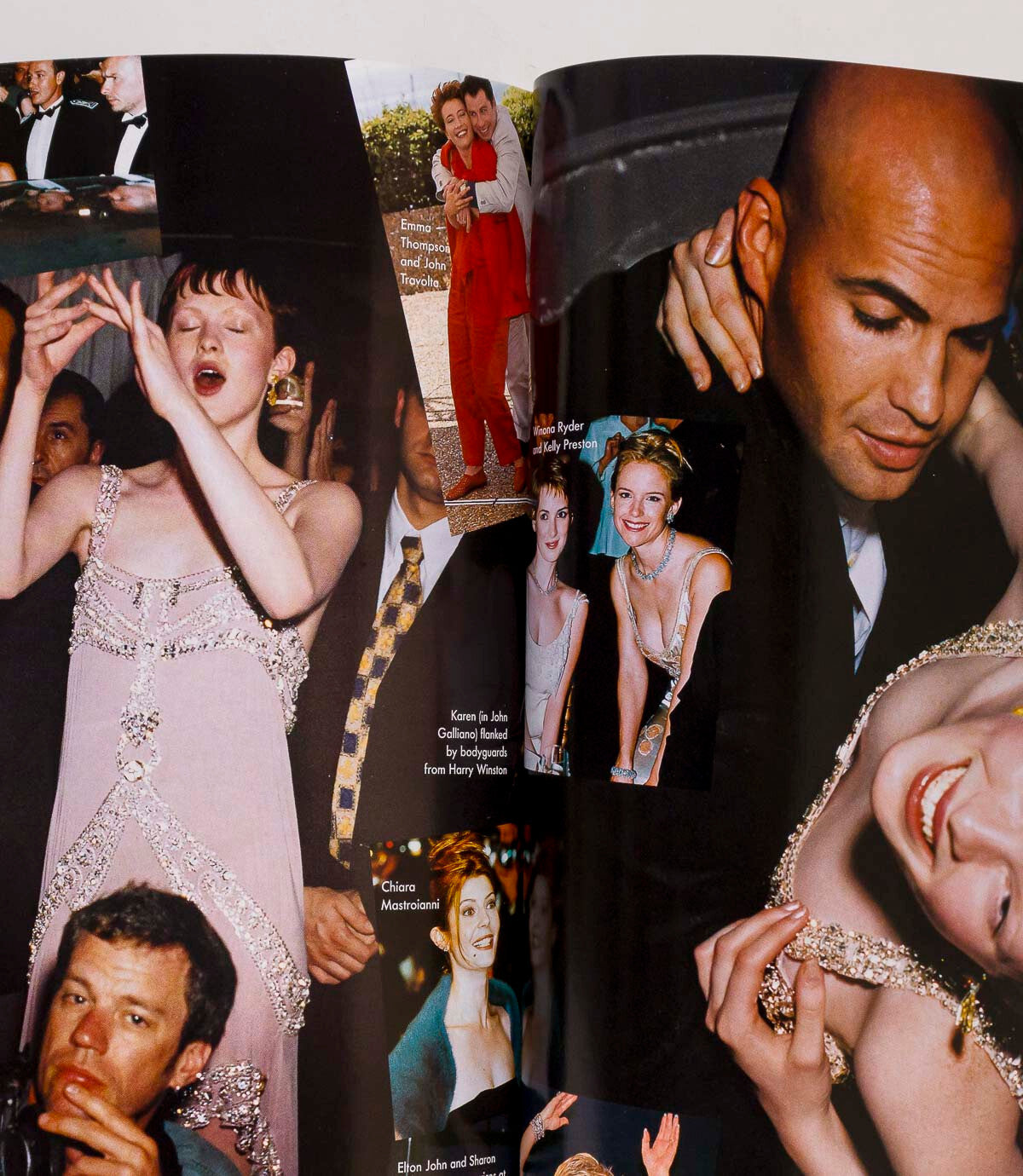 Carolyn Murphy AUDREY MARNAY Karen Elson VOGUE August 1998 Winona GOTHS Penn US