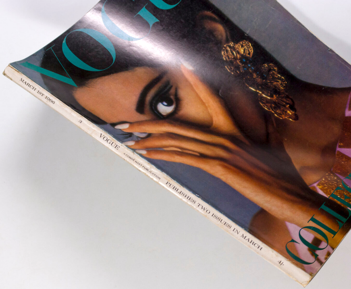 Donyale Luna 1st black Vogue model + PEGGY MOFFITT Jill Kennington HELMUT NEWTON