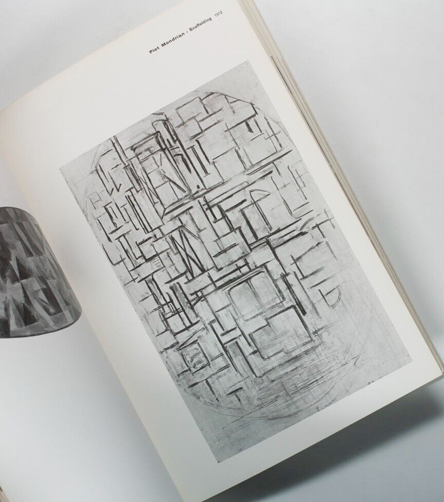 Signed PEGGY GUGGENHEIM FOUNDATION COLLECTION Autographed guide book 1973 VENICE