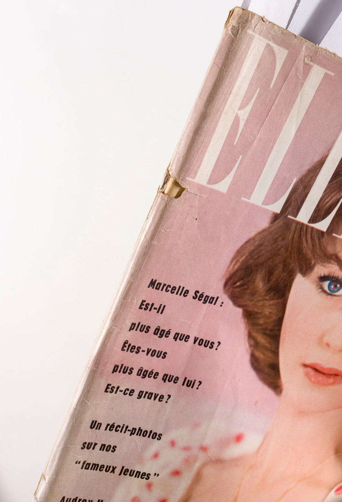 Audrey Hepburn CHANEL PATTERN Yves Saint Laurent BERNARD BUFFET Fr Elle magazine