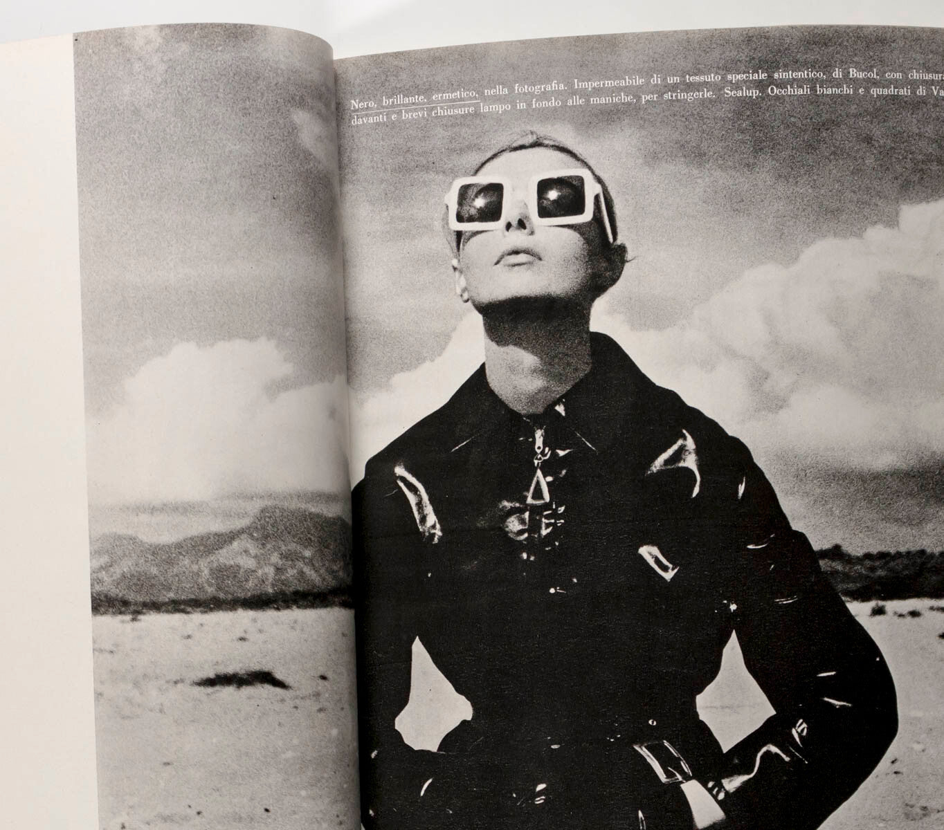 1st VOGUE ITALIA Benedetta Barzini VERUSCHKA Penn 1965 November NORMAN PARKINSON