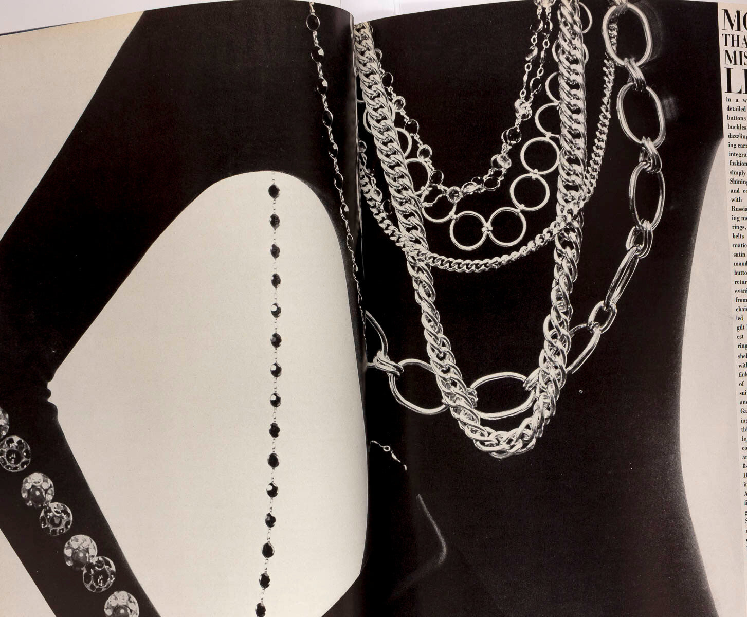 TWIGGY Veruschka ELIZABETH TAYLOR October 1967 Vogue magazine IRAN Australia BB