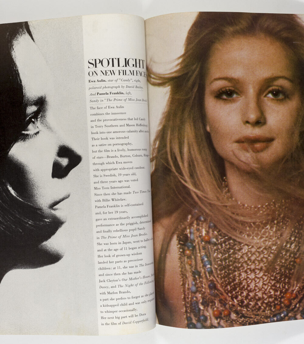 MARISA BERENSON Moyra Swan TWIGGY David Bailey BAHAMAS Ewa Aulin VOGUE May 1969