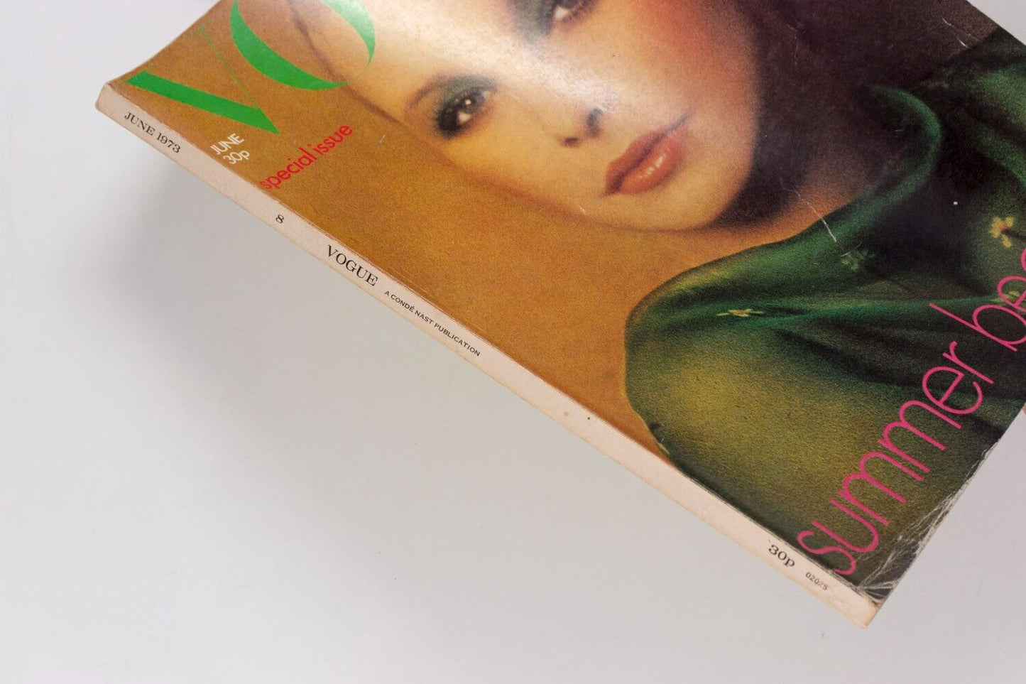 Maudie James PATTIE BOYD Edward Fox ANTONIO LOPEZ Erte LESLIE CARON Twiggy VOGUE