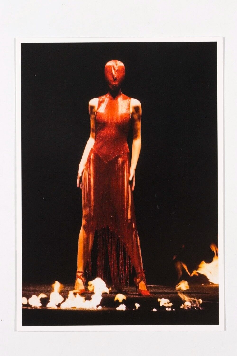 Alexander McQueen POSTCARD book V&A Exhibition HORN OF PLENTY Kate Moss 16 CARDS