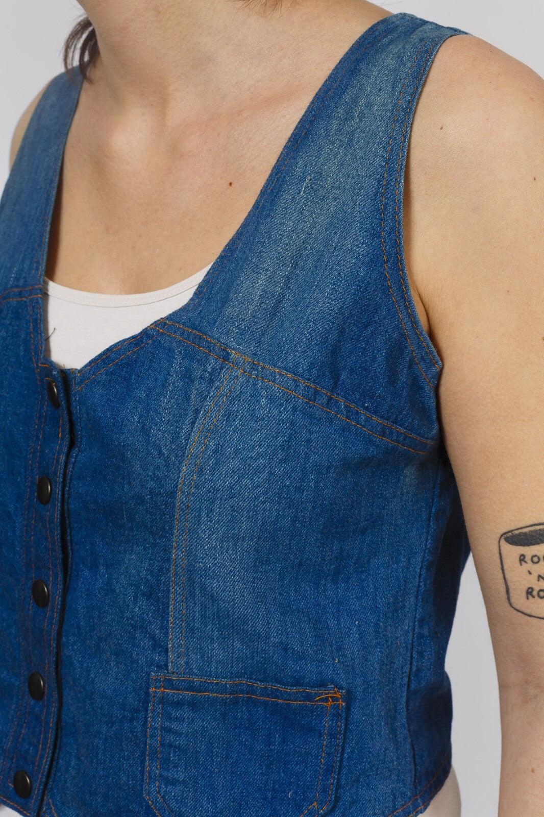 70s Denim waistcoat ROCKER Hippy BOHO studded STITCHED fitted POCKETS Like Chloe