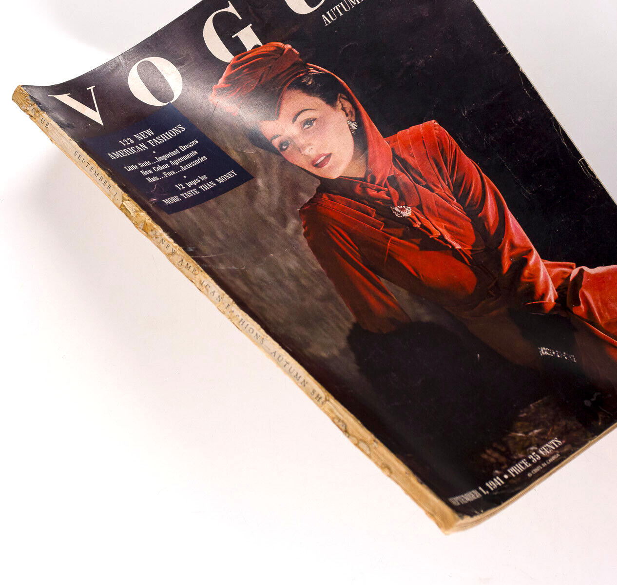 BETTY MCLAUCHLEN Horst DIANA COOPER Vogue 1941 Sept WW2 PROPAGANDA Carl Erickson