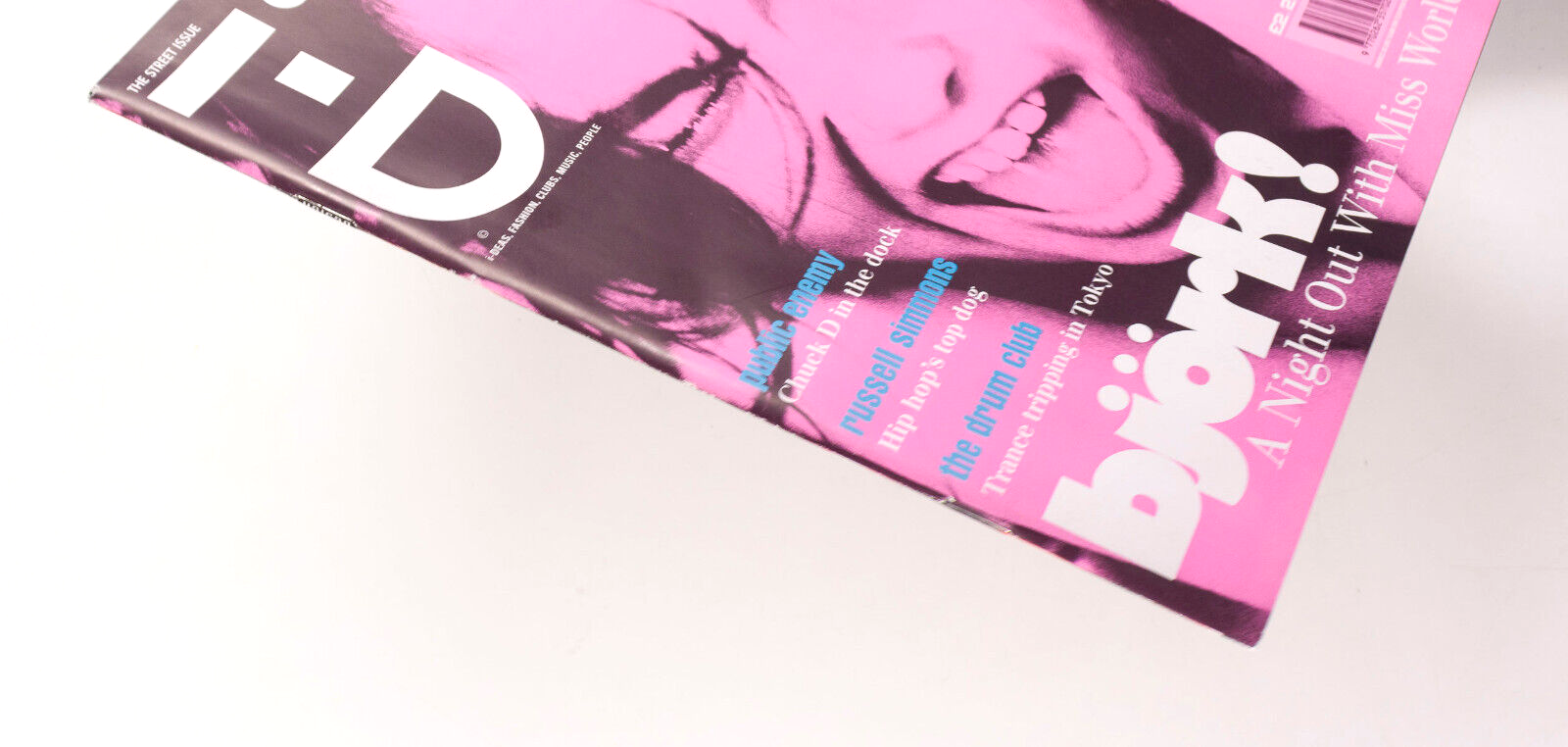 Bjork SOFIA COPPOLA Stella Tennant HELMUT LANG Chuck D WOLFGANG TILLMANS i-D 132