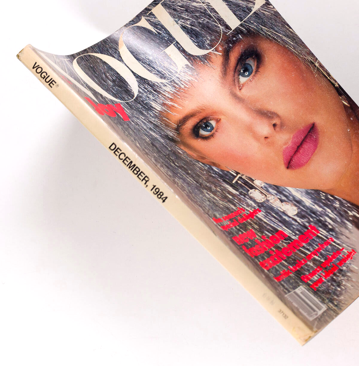 Renee Simonsen JOANNA PACULA Rosemary McGrotha VOGUE Dec 1984 Warhol ISSERMANN