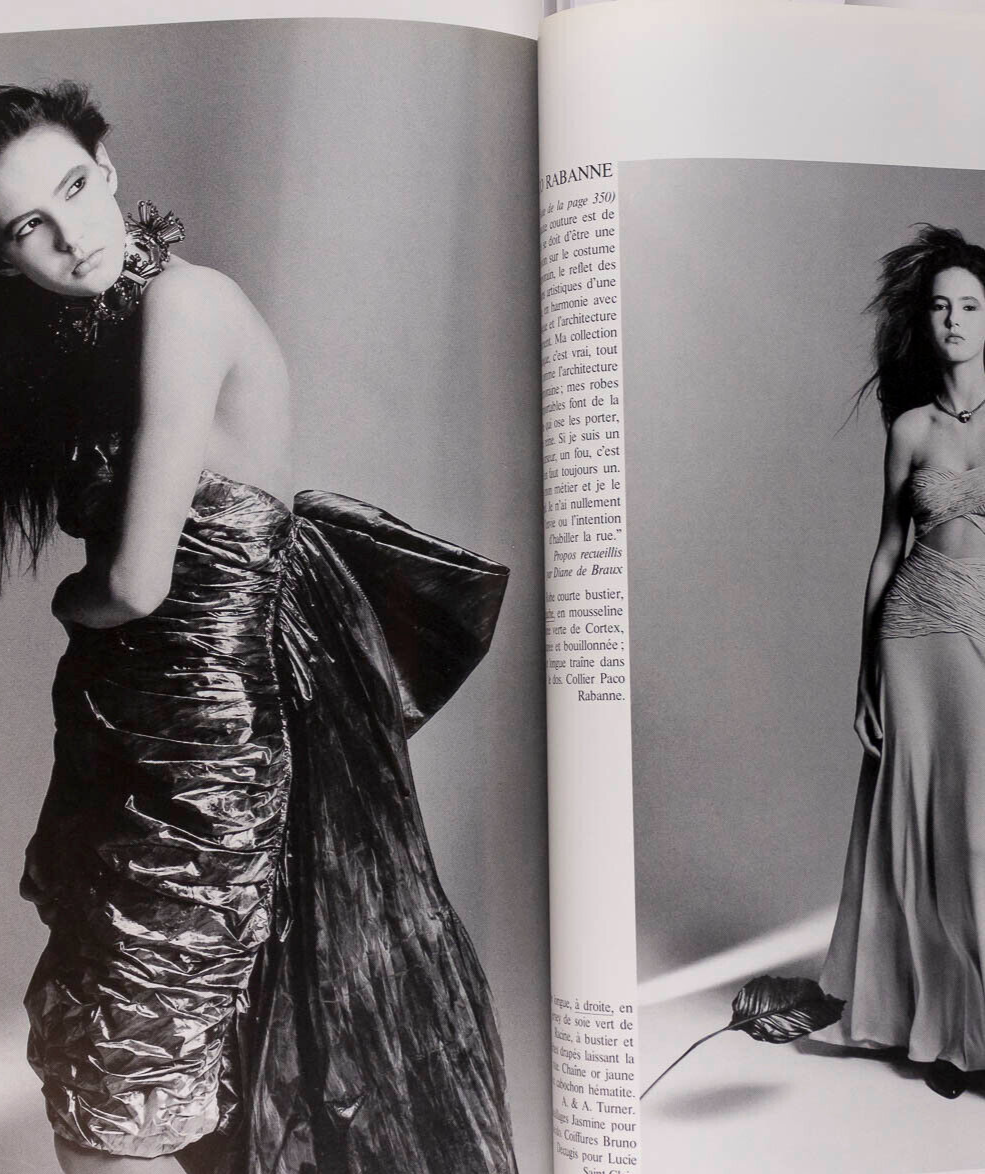 Paulina Porizkova LEE MILLER Tina Chow PARIS VOGUE Mars 1986 Helmut Newton ALAIA