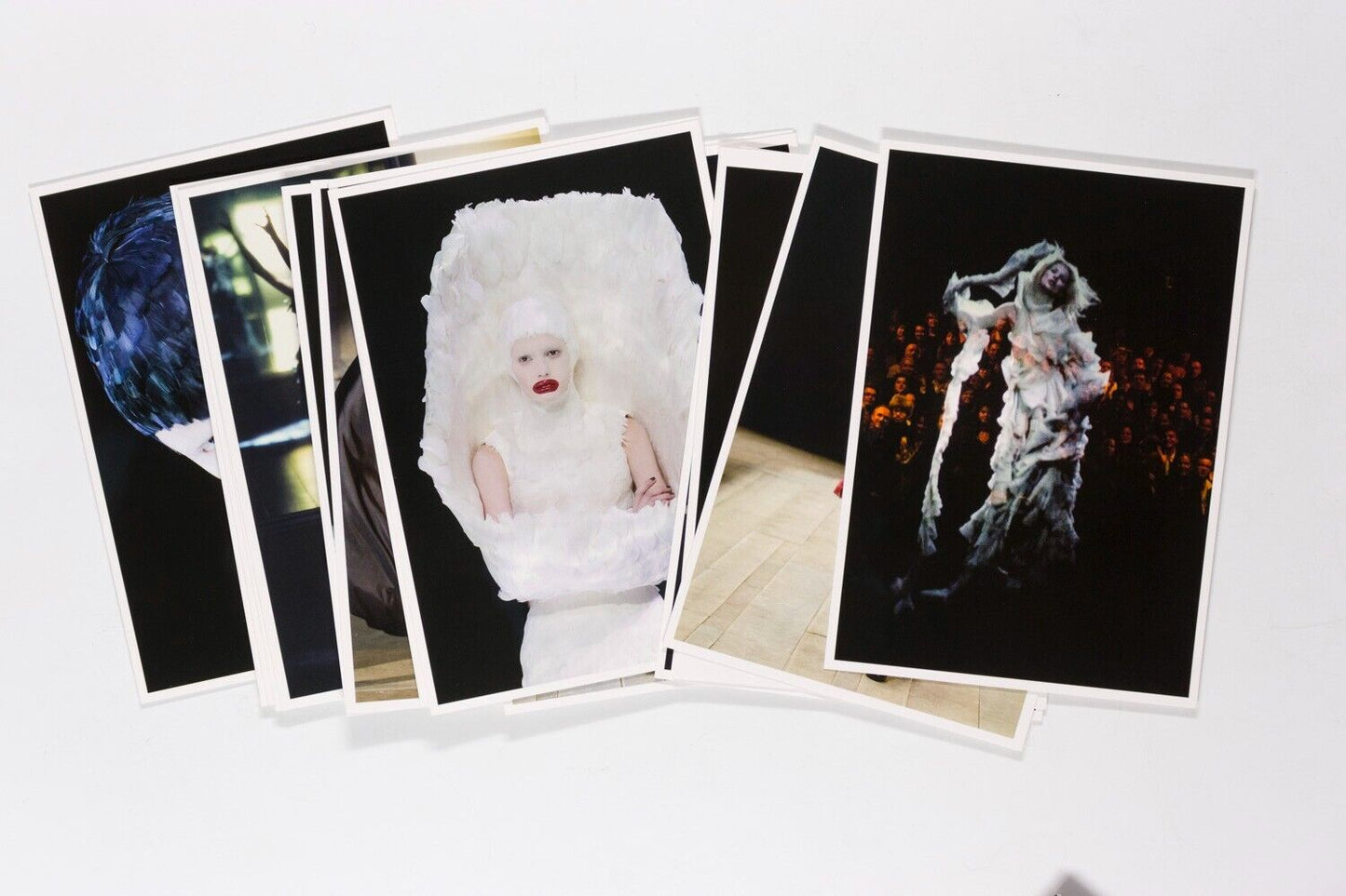 Alexander McQueen POSTCARD book V&A Exhibition HORN OF PLENTY Kate Moss 16 CARDS