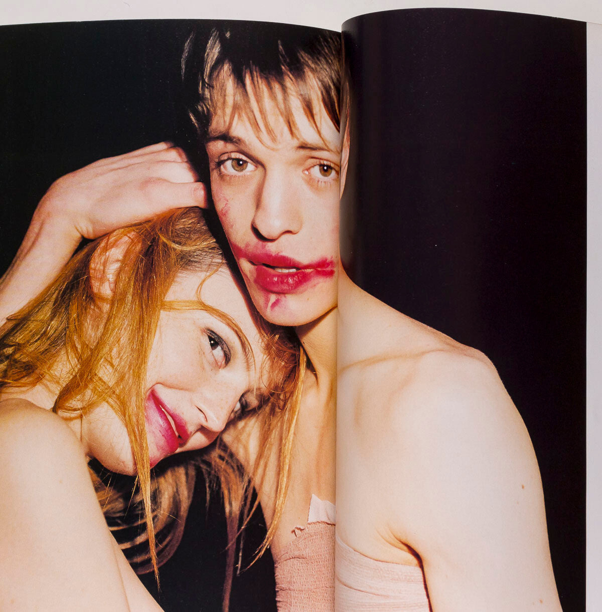 Gisele Bundchen STELLA TENNANT Fiona Apple STUSSY Aldo Cibic PRADA i-D magazine