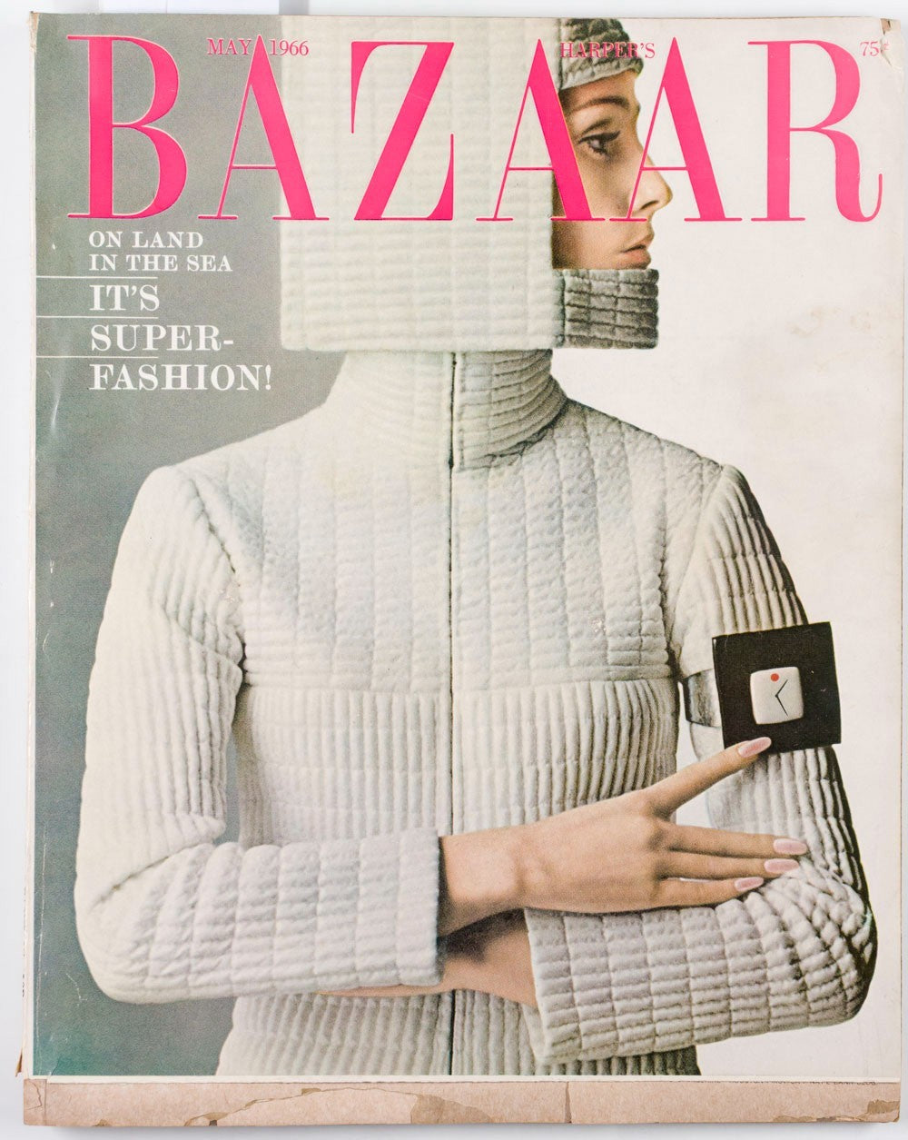 Beate Schultz HIRO Wallis Simpson US HARPER'S BAZAAR May 1966 Avedon SCHLESINGER