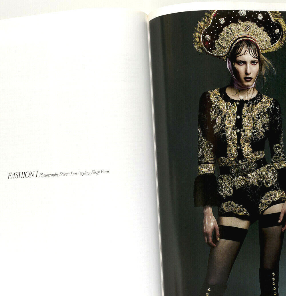 MARIACARLA BOSCONO Marina Abromovic RICCARDO TISCI Juergen Teller FLAIR magazine