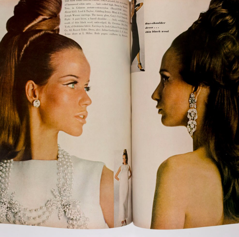 MARISA BERENSON Veruschka PENN Vogue September 1965 Fellini COLLECTIONS Barzini