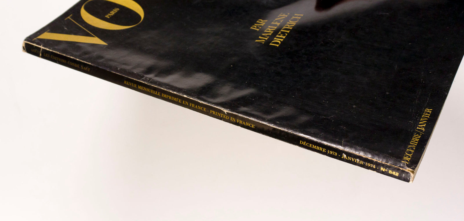 PARIS VOGUE par by MARLENE DIETRICH Helmut Newton GUY BOURDIN magazine 1974 Xmas