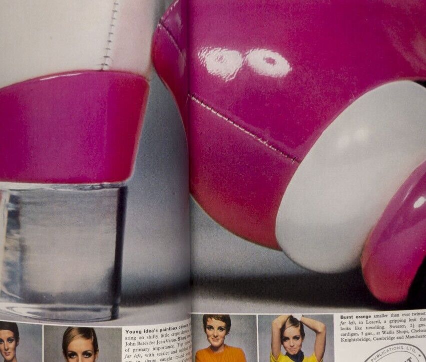 Natalie Wood TWIGGY Maud Adams HELMUT NEWTON Feliks Topolski ALAN ALDRIDGE Vogue