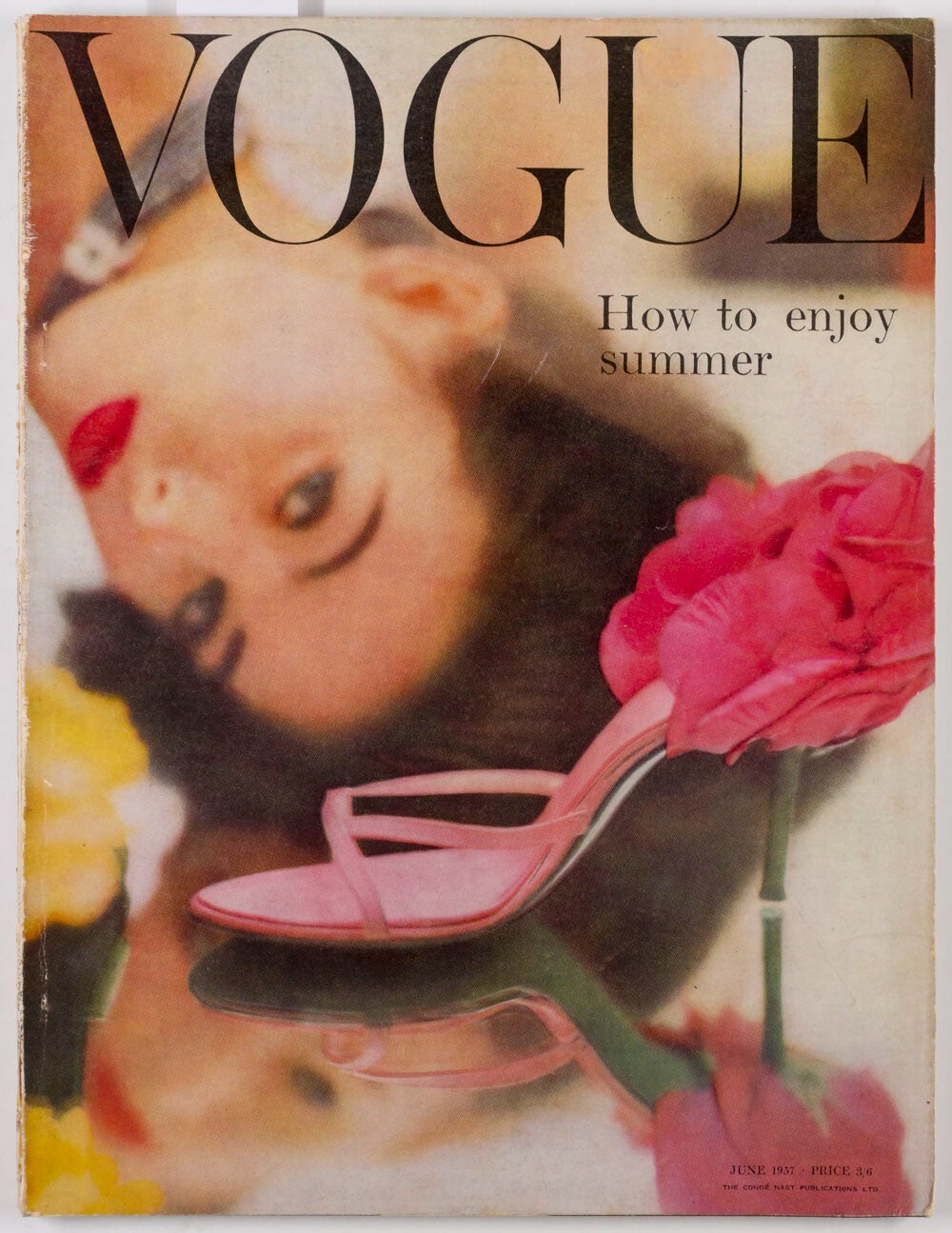 CAITLIN THOMAS Deakin MIKE TODD Givenchy costume jewellery MAUREEN SWANSON Vogue