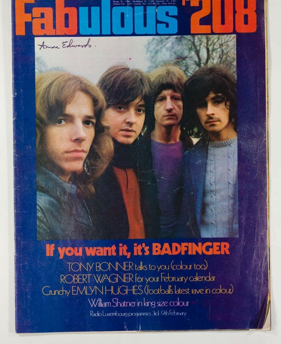 Badfinger EMLYN HUGHES William Shatner ROBERT WAGNER Tony Bonner FABULOUS 208 UK