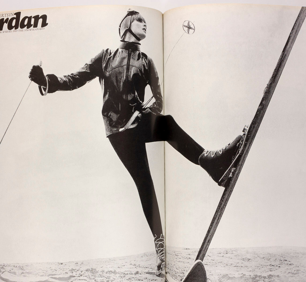 JILL KENNINGTON Jeanloup Sieff ZANDRA RHODES Skiwear in Jordan QUEEN magazine UK