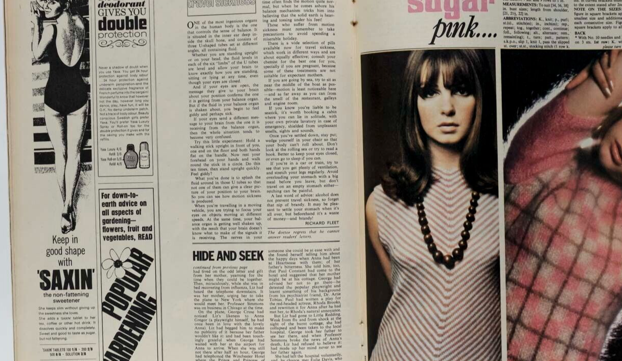 CHRISSIE SHRIMPTON Jean JACKIE COLLINS Jeanne Moreau BB Woman's Mirror magazine