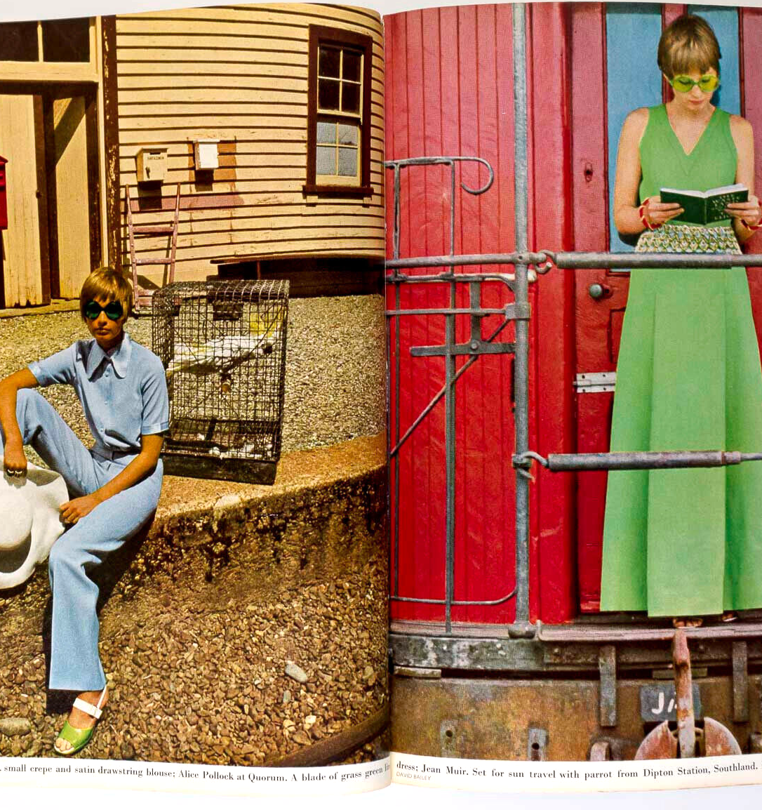 FAYE DUNAWAY Anjelica Huston TREVOR NUNN Helmut Newton NZ Vogue May 1968 BARDOT