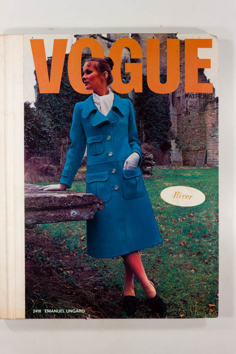 French VOGUE PATTERN RETAIL BOOK Valentino EMANUEL UNGARO Lanvin YSL Winter 1970