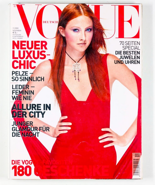 Maggie Rizer GERMAN VOGUE magazine November 2002 Deutsch edition GERMANY Red VTG