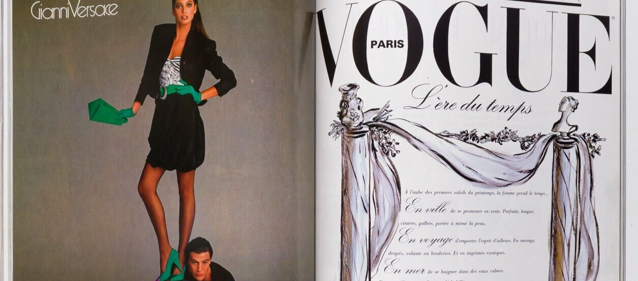 LINDA EVANGELISTA Yasmin Le Bon CHRISTY TURLINGTON Paris Vogue April 1988 Bijoux
