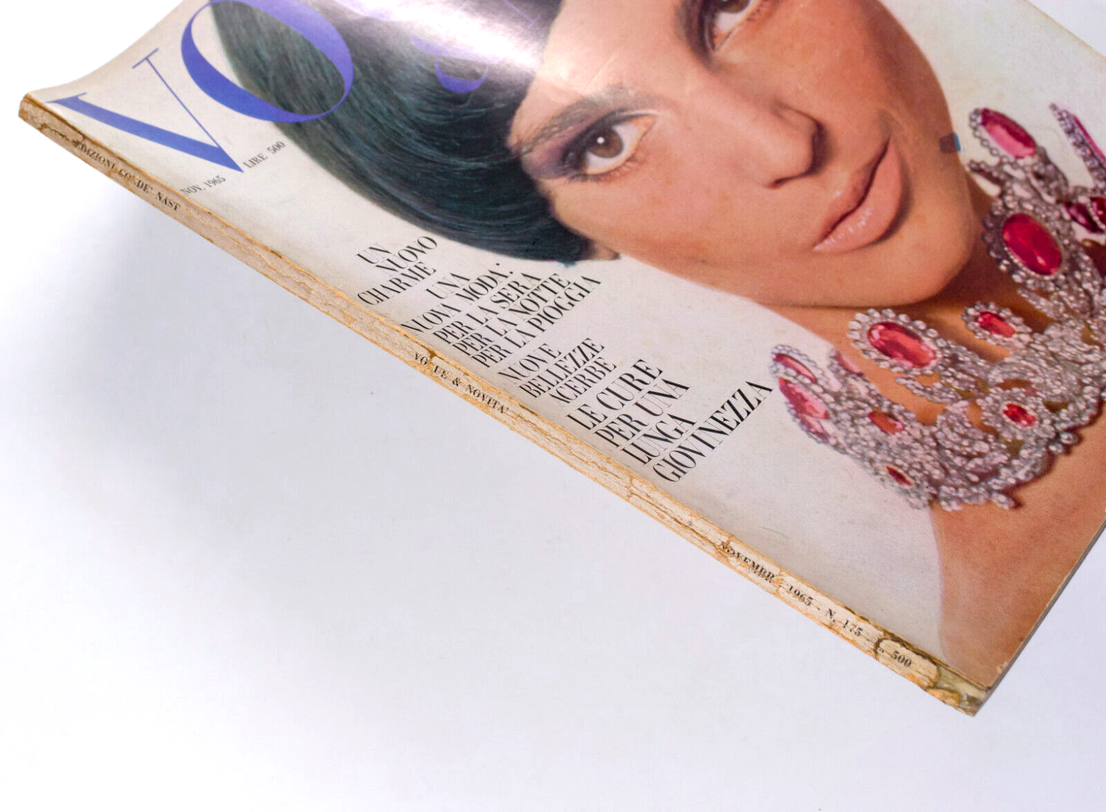 1st VOGUE ITALIA Benedetta Barzini VERUSCHKA Penn 1965 November NORMAN PARKINSON