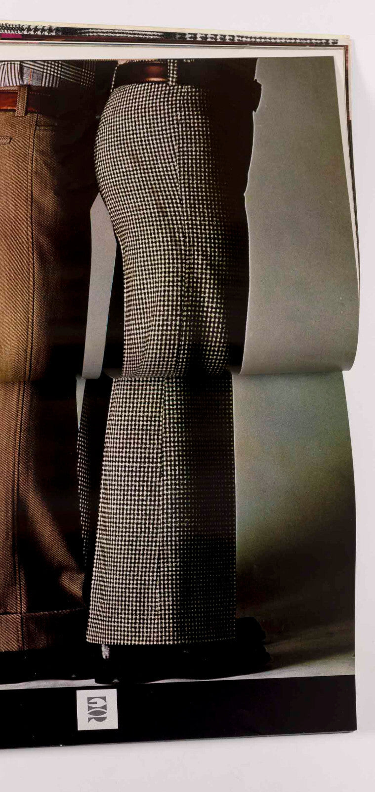 Richard Chamberlain YVES SAINT LAURENT Triumph L'UOMO VOGUE October 1972 Toscani
