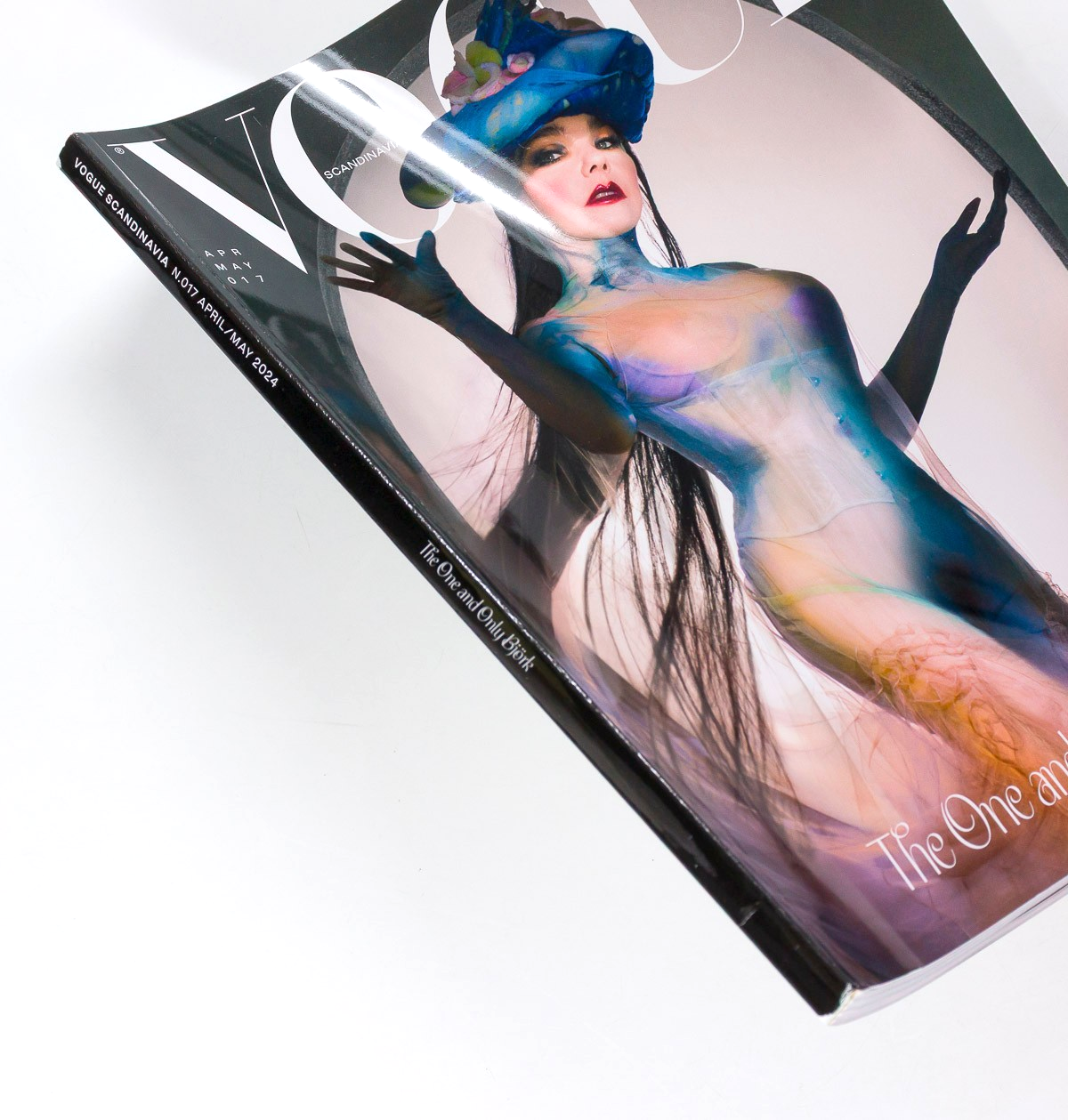 BJORK 1ST VOGUE Margiela Merkin dress SCANDINAVIA April 2024 Galliano COUTURE