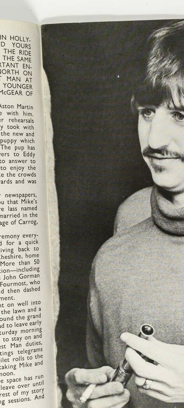 PATTIE BOYD George Harrison JOHN LENNON EMI Ringo BEATLES MONTHLY BOOK magazine