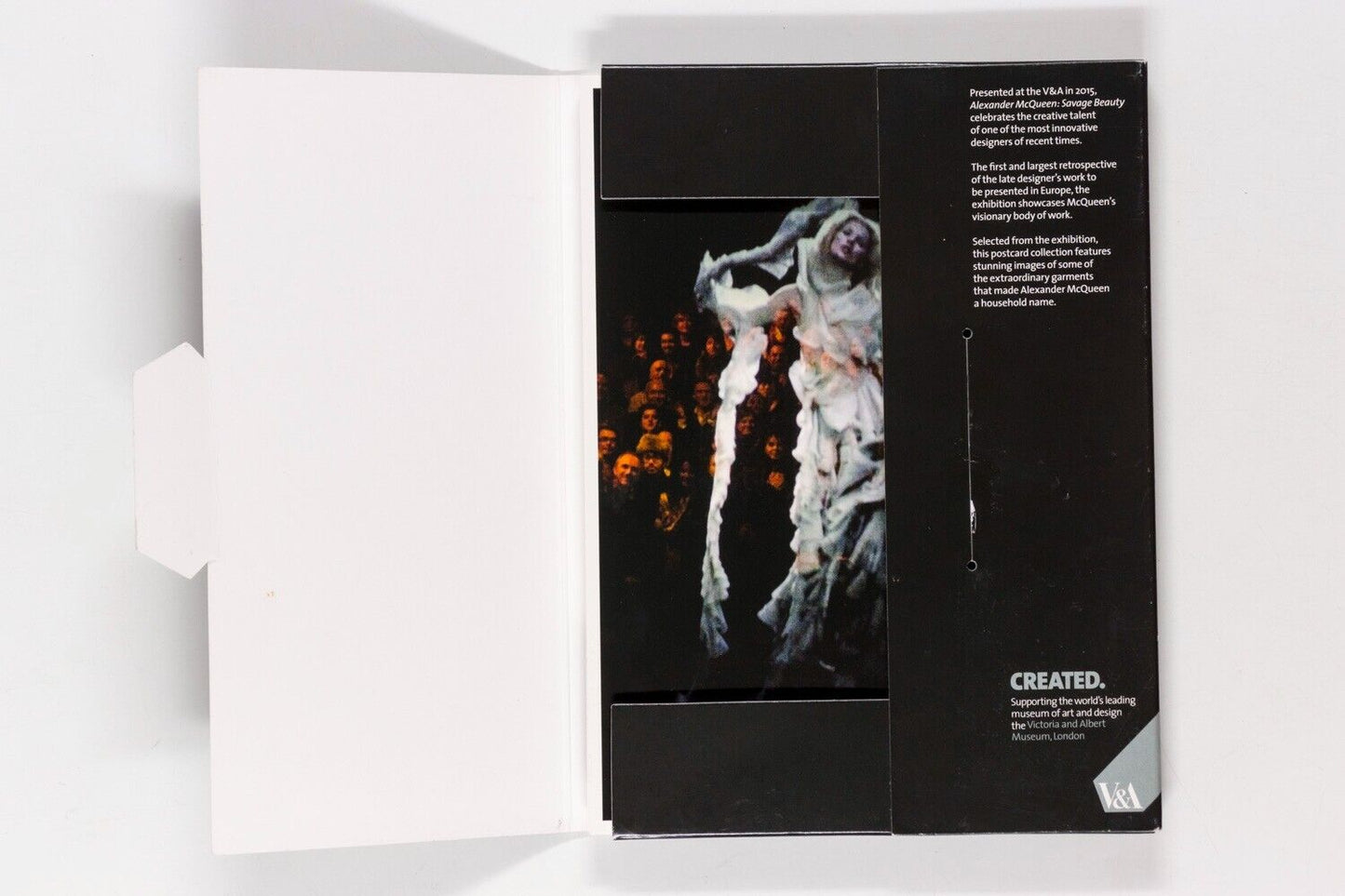 Alexander McQueen POSTCARD book V&A Exhibition HORN OF PLENTY Kate Moss 16 CARDS