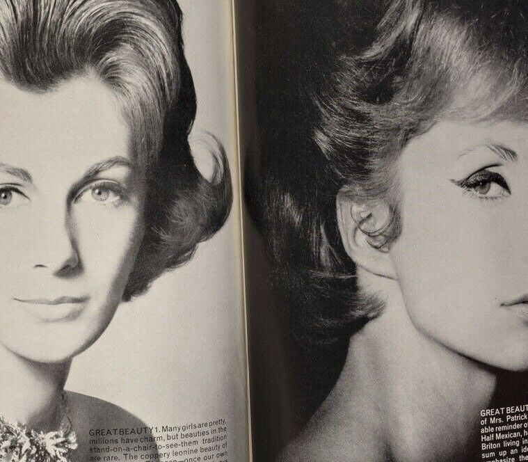 Balenciaga GIVENCHY Terence Stamp TANIA MALLET William Klein VTG Vogue 1962 May