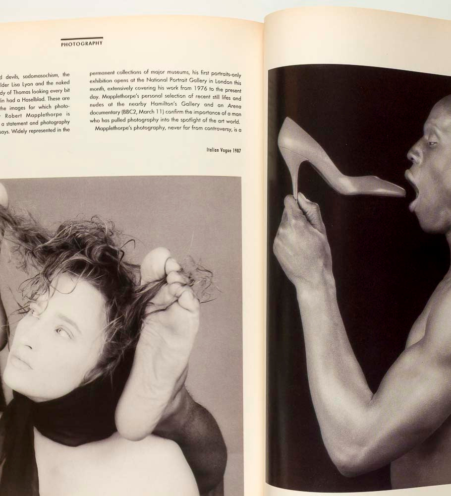 MILLA JOVOVICH Madness ANJELICA HUSTON Robert Marplethorpe THE FACE March 1988